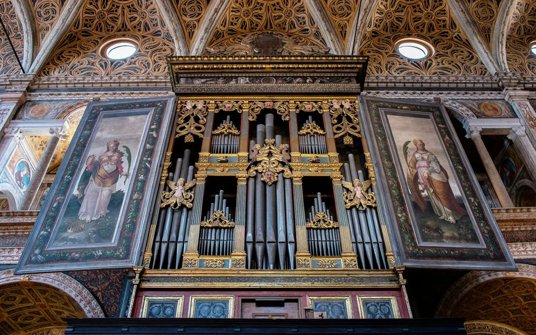 Milan Duomo Full Complex Skip-the-Line Tickets with Terrace Access Image 3