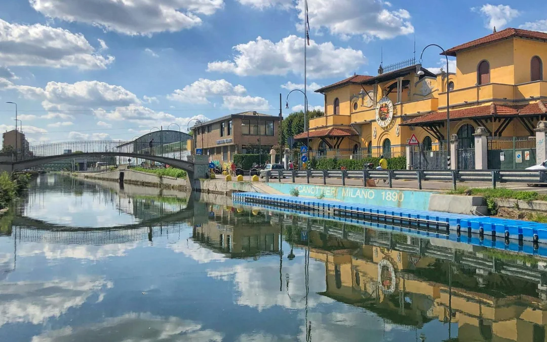 Milan Navigli Boat Cruise Image 5