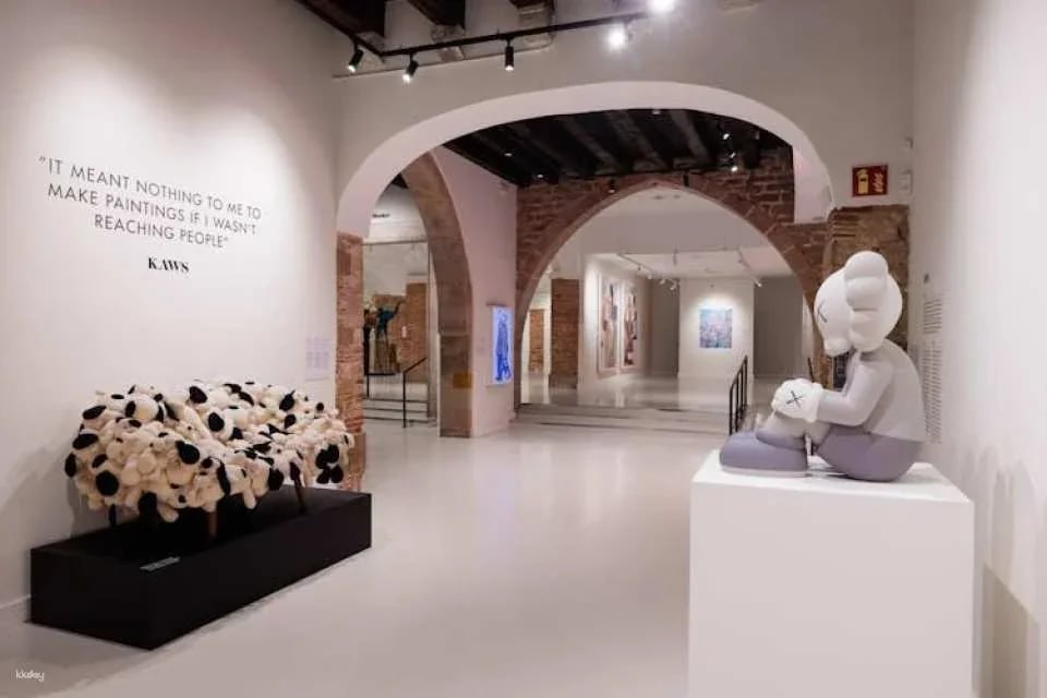 Moco Museum Barcelona: Entrance tickets with Banksy and more