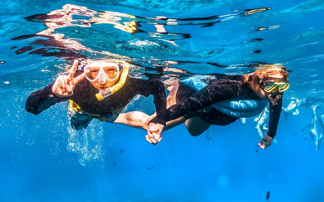 Molokini Crater & Turtle Arches Snorkel by Adventure Raft Image 2