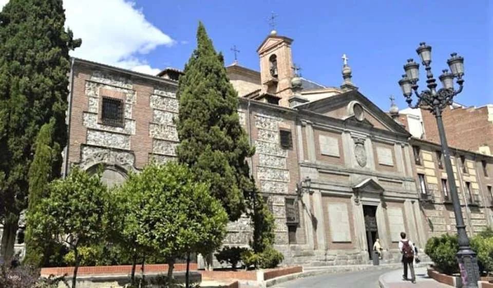 Monasterio de las Descalzas tickets and guided tour