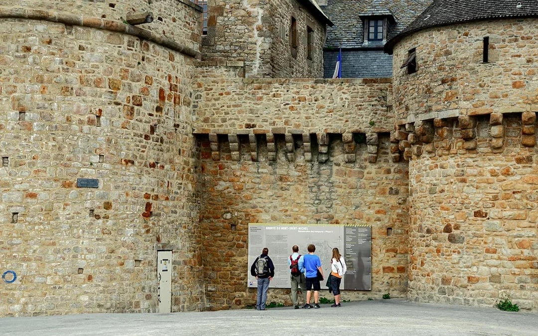 Mont-Saint-Michel Guided Tour of the Island Image 12