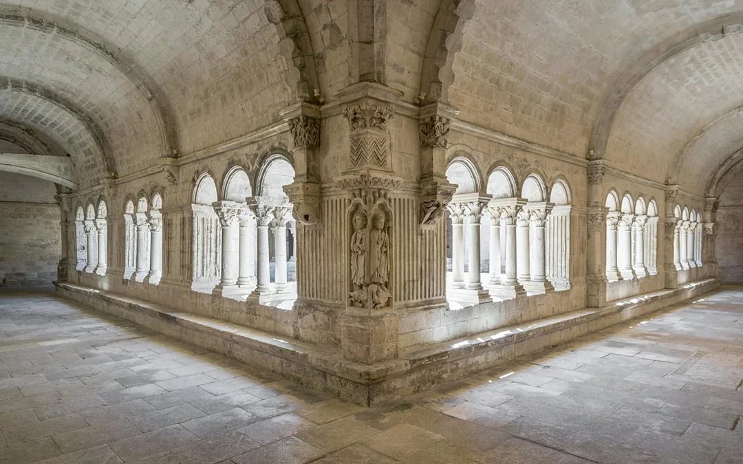 Montmajour Abbey Tickets Image 6