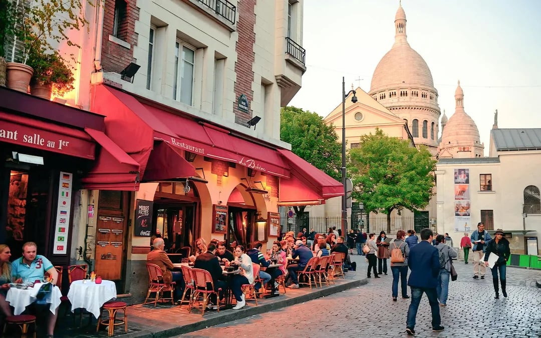 Montmartre & Sacré-Cœur Guided Walking Tour Image 8