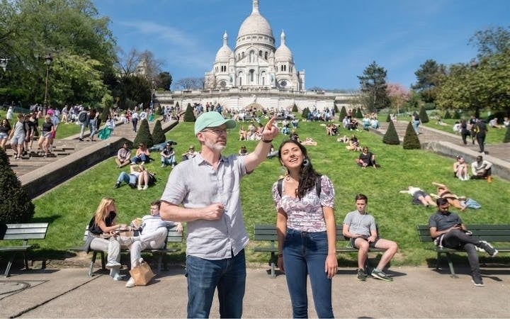 Montmartre Guided Walking Tour with Parisian Craft Beer Tasting Image 4