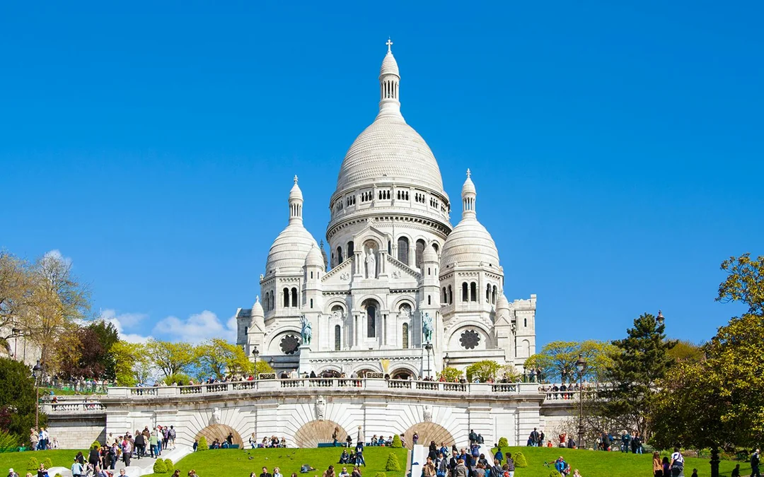 Montmartre Walking Tour With Sacré-Coeur Dome Access Image 1