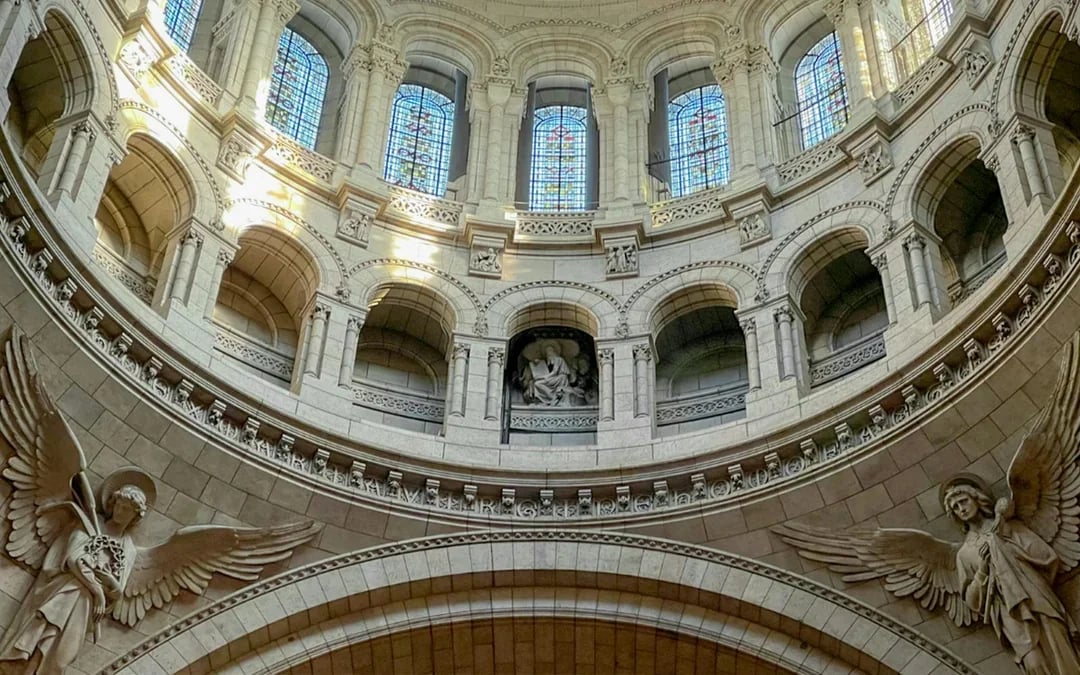 Montmartre Walking Tour With Sacré-Coeur Dome Access Image 3