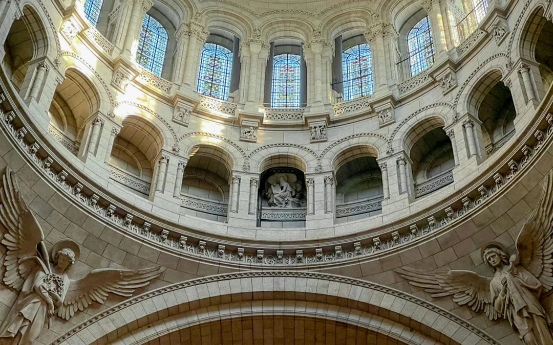 Montmartre Walking Tour With Sacré-Coeur Dome Access Image 3