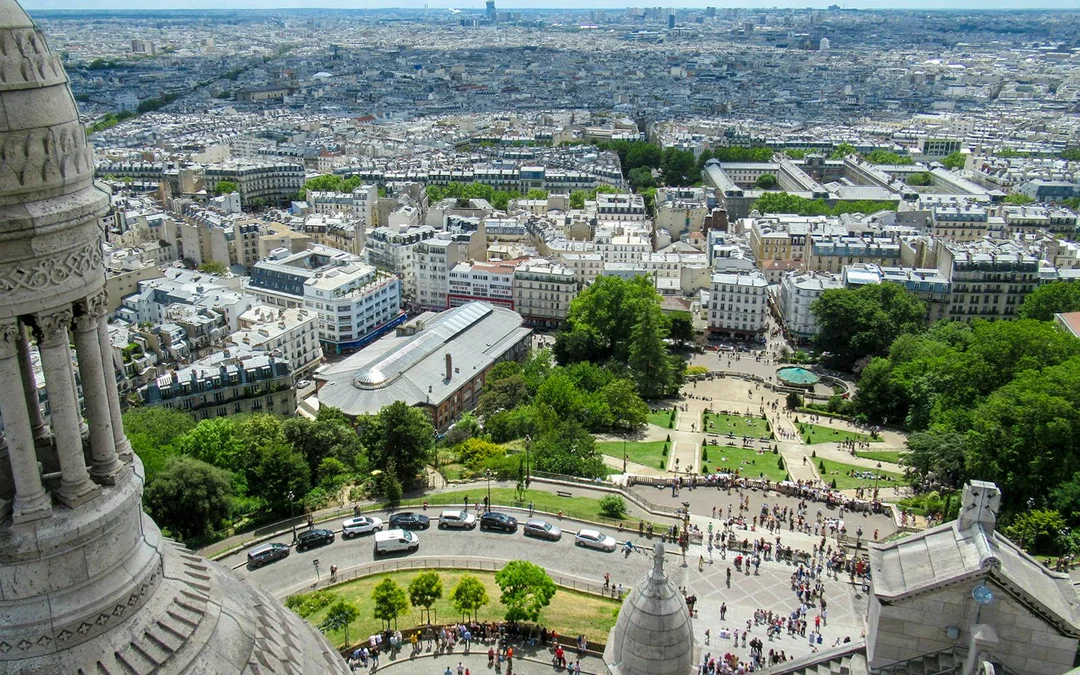 Montmartre Walking Tour With Sacré-Coeur Dome Access Image 4