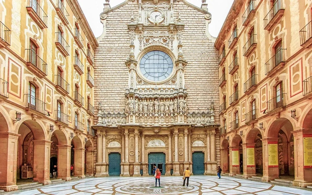 Montserrat Monastery + Black Madonna Access & Audio Guide
Image 2