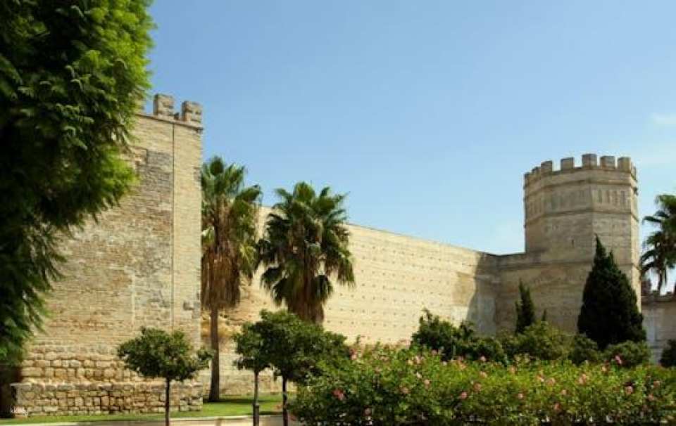 Monumental Jerez walking tour with Mudejar Alcazar and Cathedral tickets