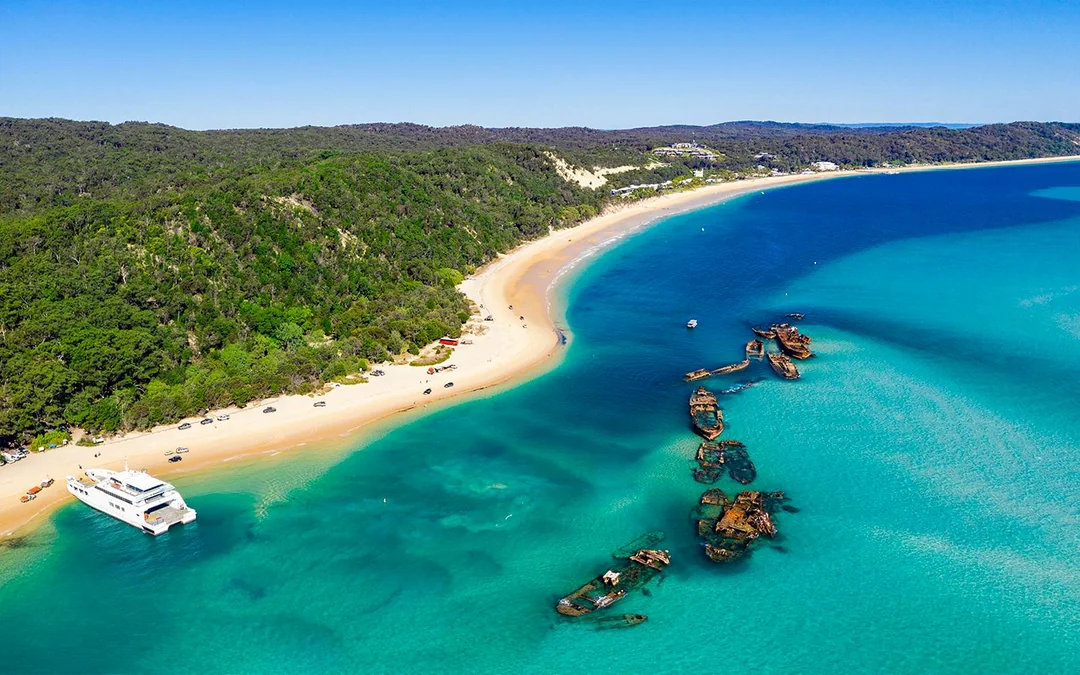 Moreton Island: Adventure Day Pass and Return Ferry Image 2
