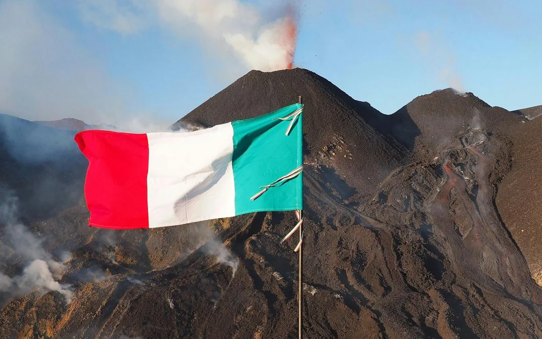 Mount Etna Guided Tour by 4x4 with Wine Tasting Image 3