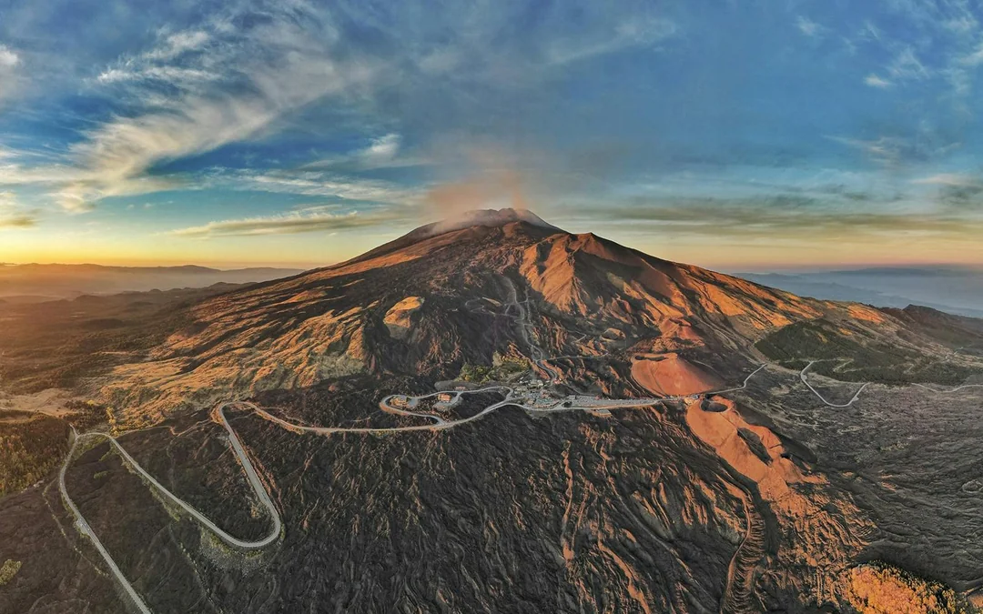Mount Etna Helicopter Tour Image 4