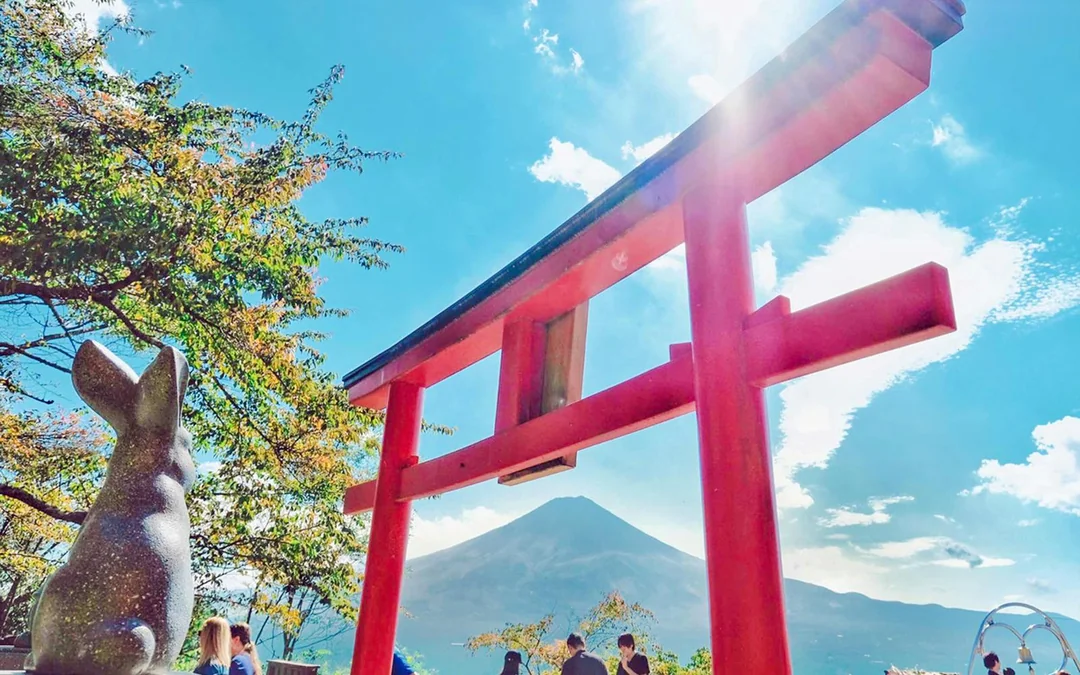Mount Fuji Guided Day Tour with Kachikachi Ropeway & Matcha-Making Experience Image 4