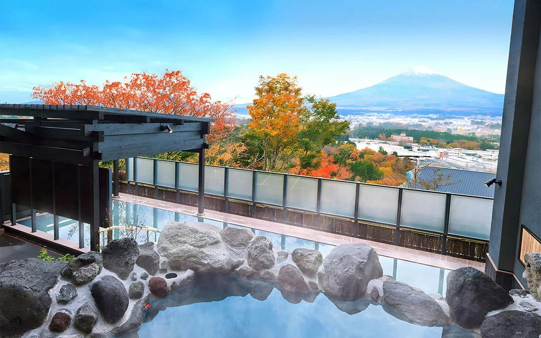 Mount Fuji Guided Day Tour with Lake Kawaguchi & Lake Yamanaka Image 5