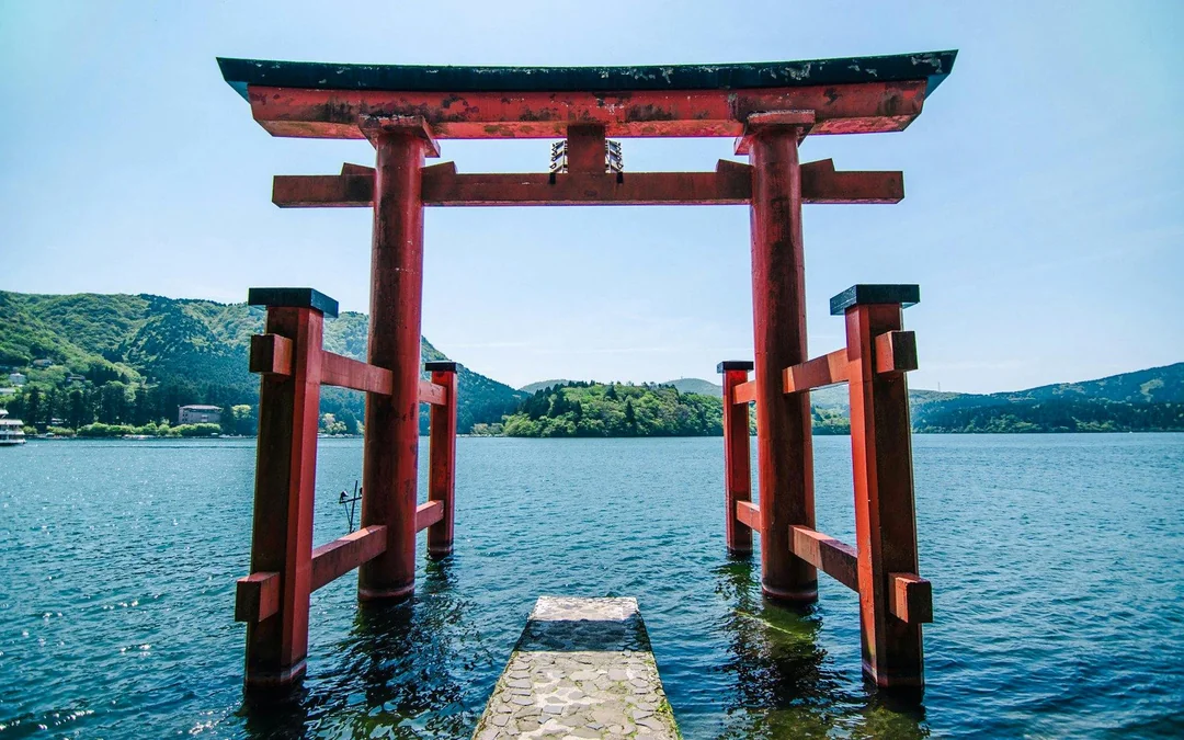 Mount Fuji, Lake Ashi & Big Buddha Day Tour with Native English/Spanish Guide Image 4