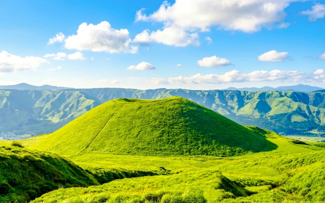 Mt. Aso Crater and Takachiho Gorge Day Tour Image 6