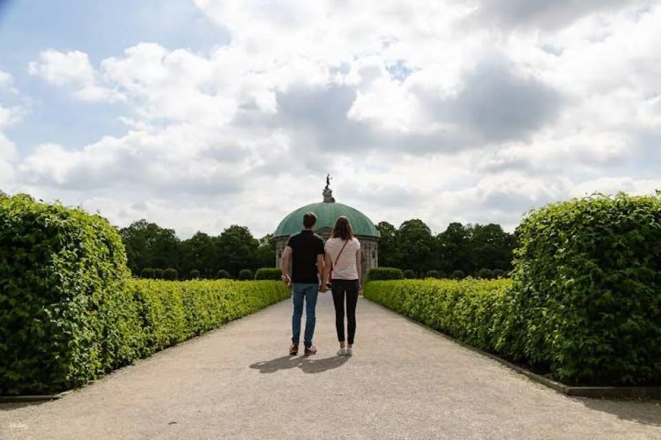 Munich 48-hour grand hop-on hop-off sightseeing tour