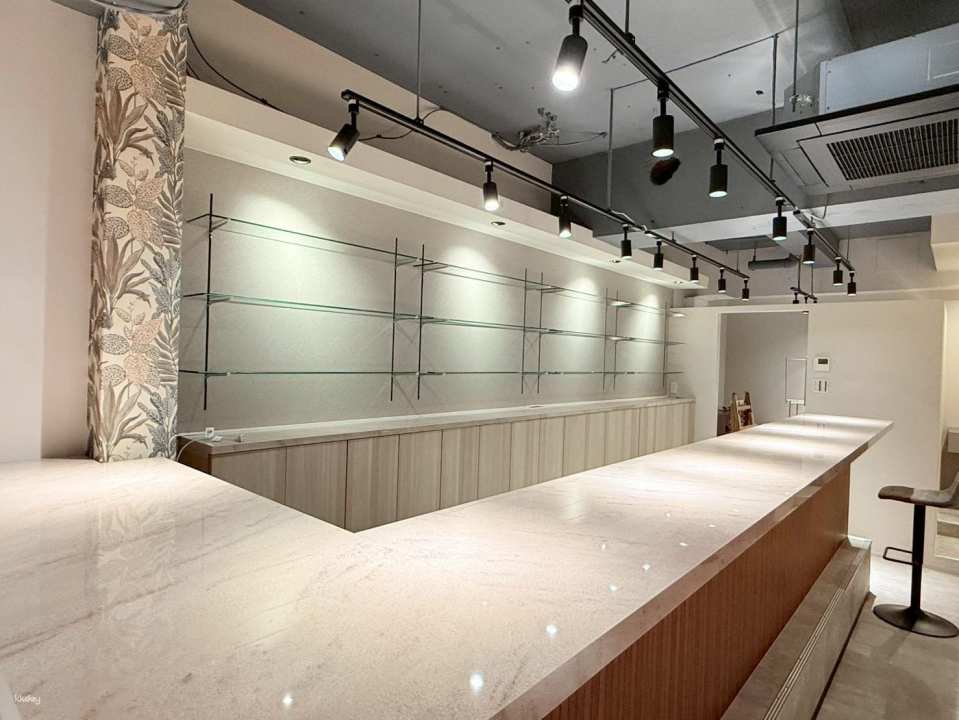Muscle Bar Kyoto Entrance Fee & Reservation with Macho Men