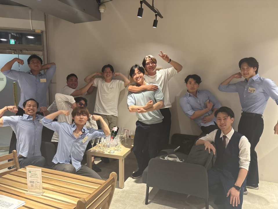 Muscle Bar Kyoto Entrance Fee & Reservation with Macho Men