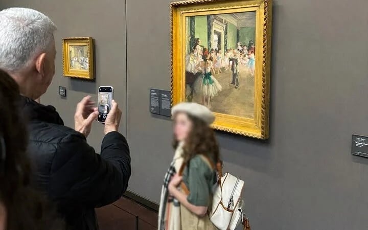 Musée d'Orsay Small-Group Guided Tour with Pre-Booked Entry Tickets Image 2