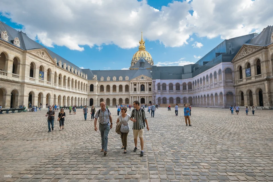 Musée de l'Armée - Les Invalides: Priority Entrance