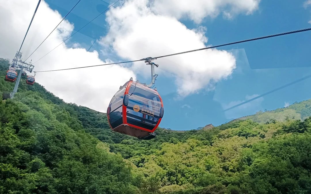 Mutianyu Great Wall Tickets with Round-Trip Shuttle Bus and Cable Car Image 4