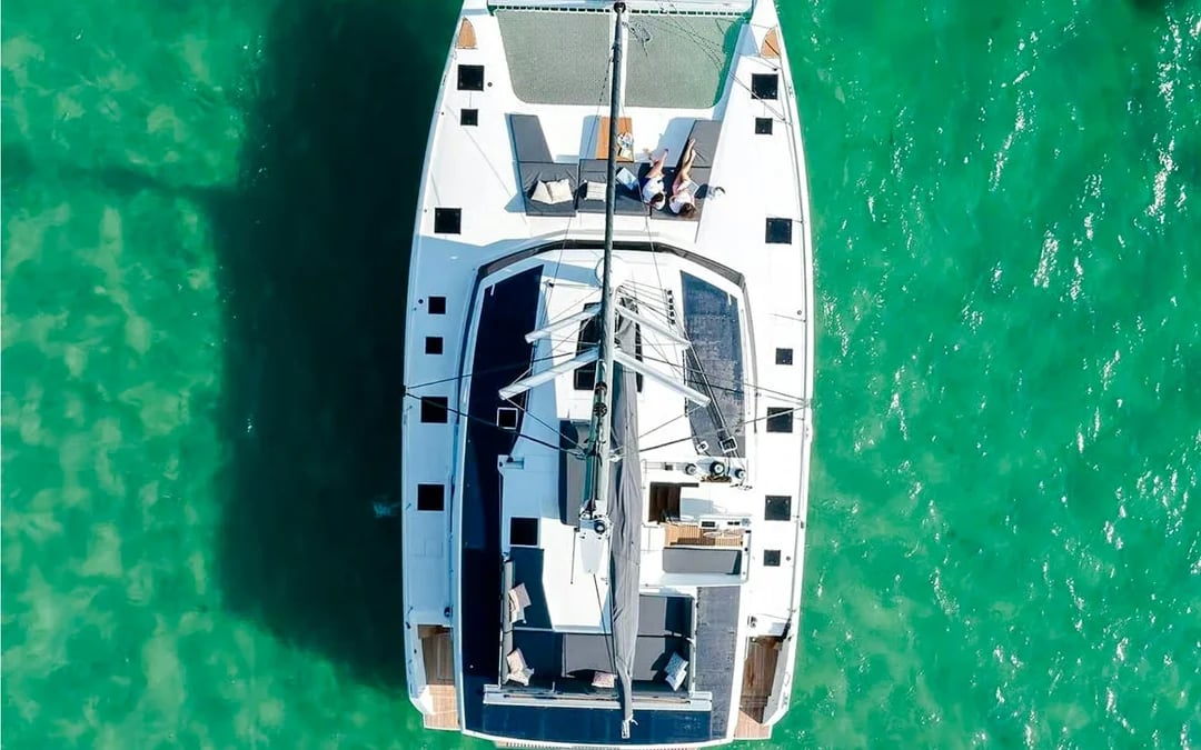 Mykonos: Catamaran Cruise to Rhenia with Meal, Drinks and Hotel Transfers Image 6