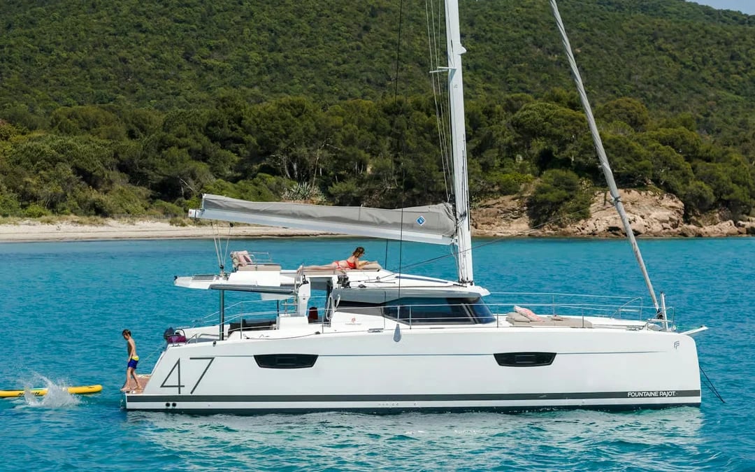 Mykonos: Catamaran Cruise to Rhenia with Meal, Drinks and Hotel Transfers Image 7