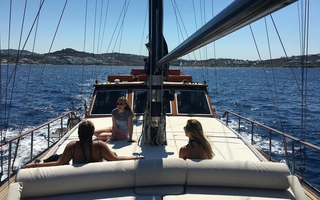 Mykonos: Delos & Rhenia Islands Boat Cruise with BBQ Meal Image 12