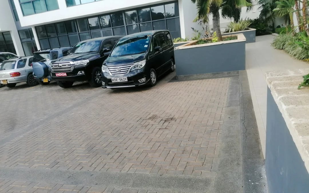 Nairobi Airport Private Transfer to CBD and Westlands Hotels Image 1