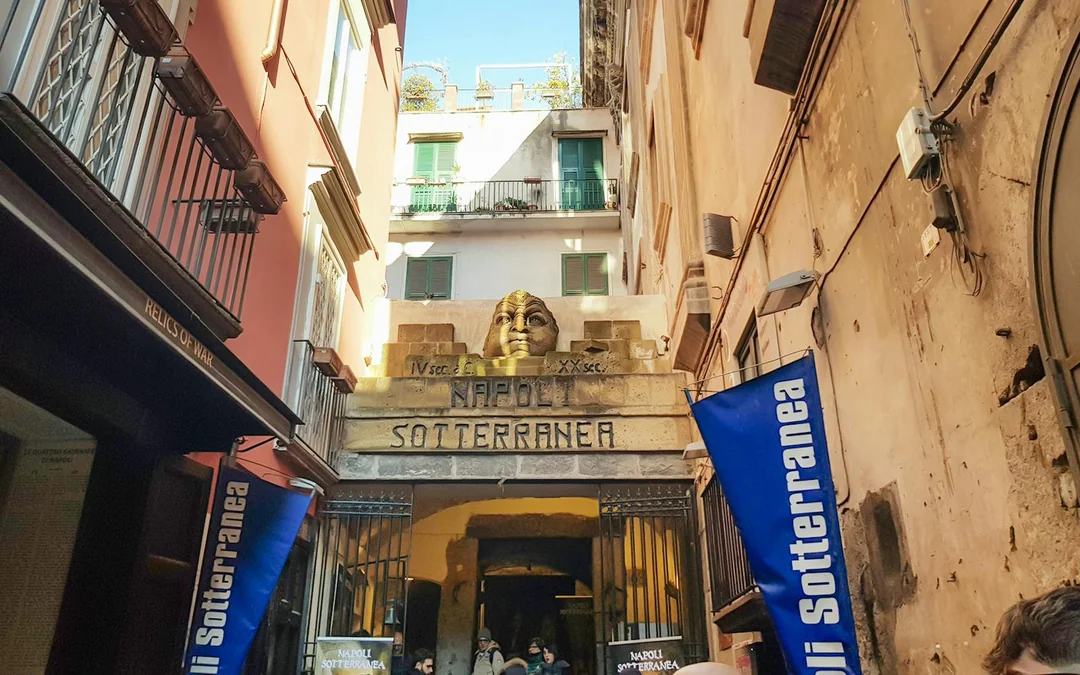 Naples Underground Skip-the-Line Ticket and Guided Tour Image 2