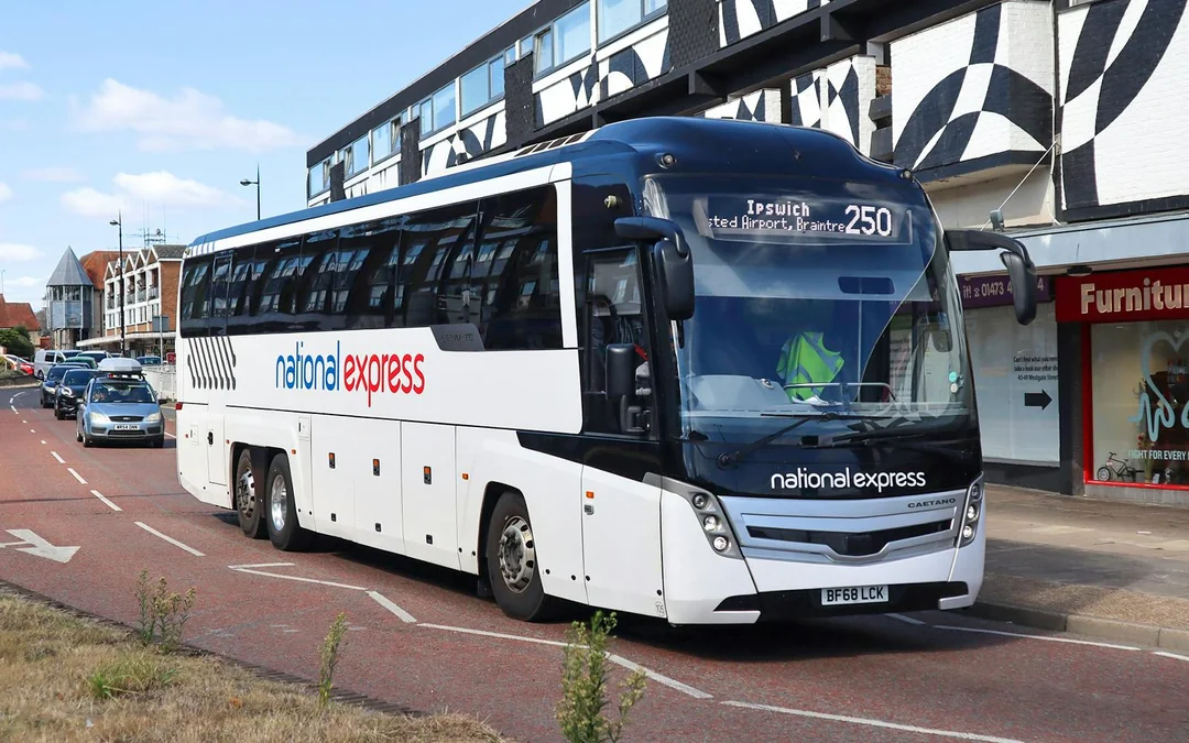 National Express: One-Way Bus Transfers Between London Victoria Station & Windsor Image 1