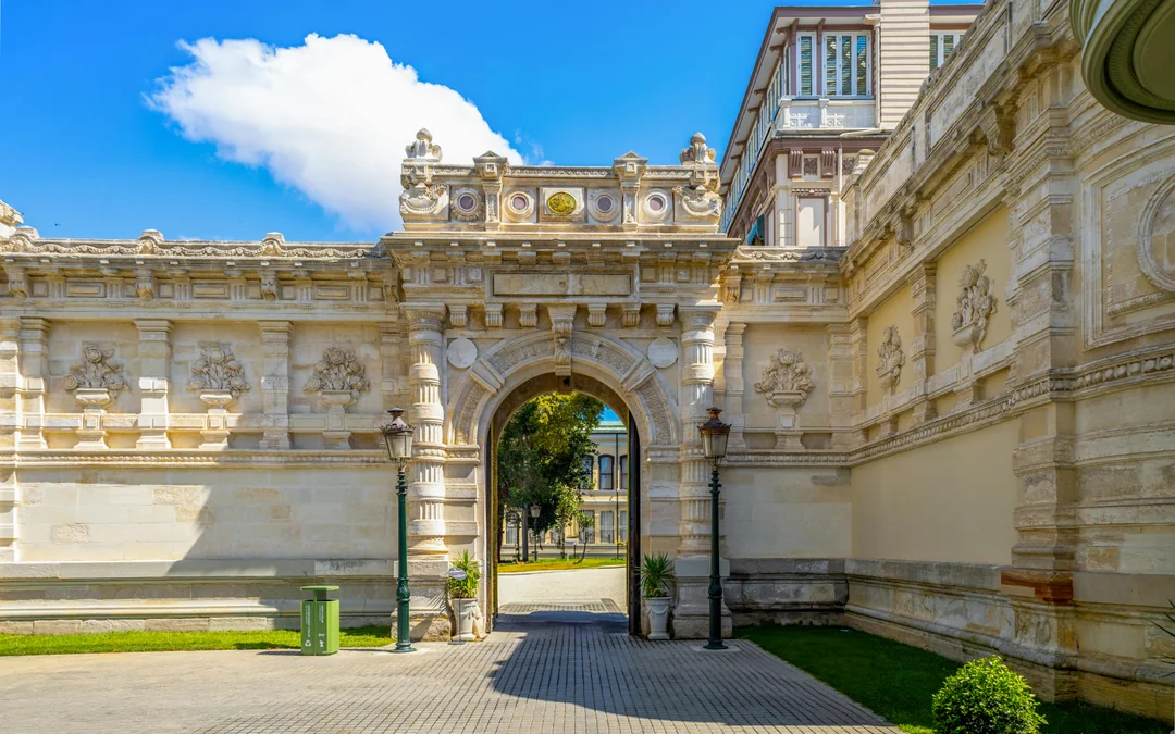 National Palaces Combo: Dolmabahçe + Yıldız Palace Skip-the-Line Ticket Image 10