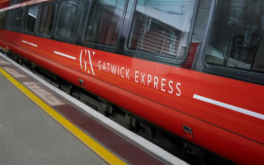 National Rail: One-way/Anytime Round-trip TrainTransfers Between Gatwick Airport & London Victoria Station Image 2