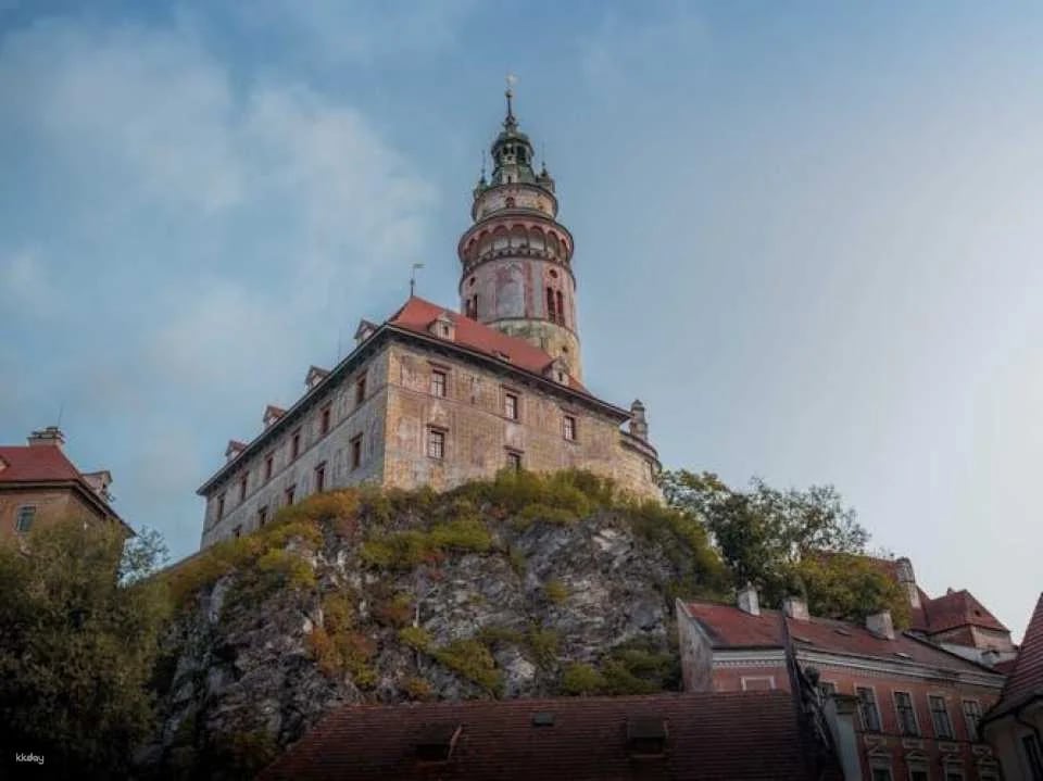 Navigate Český Krumlov's Insta-perfect spots with a local