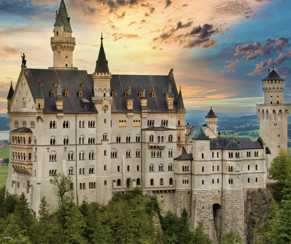Neuschwanstein Castle: Skip The Line Ticket + Guided Tour