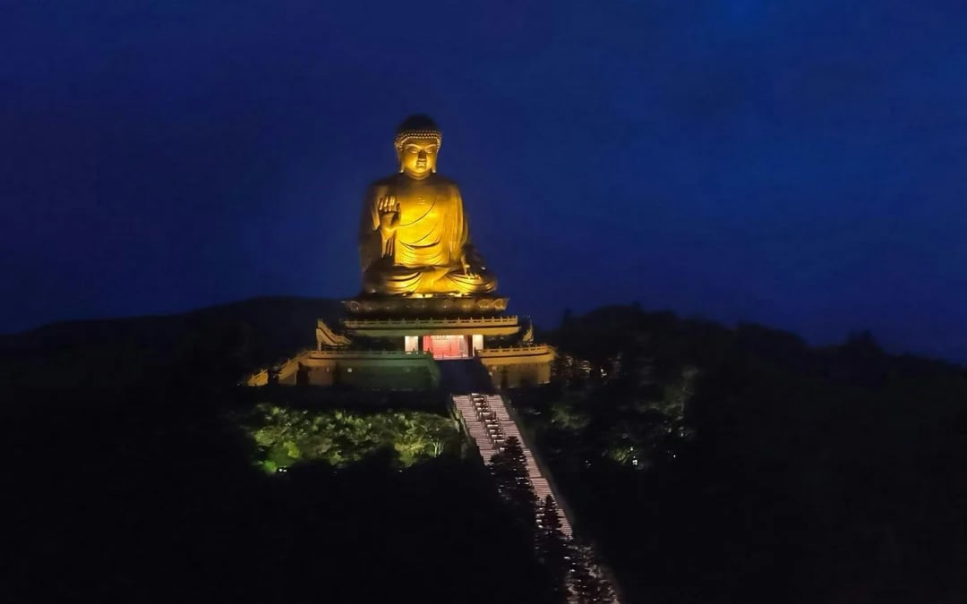 Ngong Ping Cable Car - 20th Anniversary night ride (round trip) Image 11