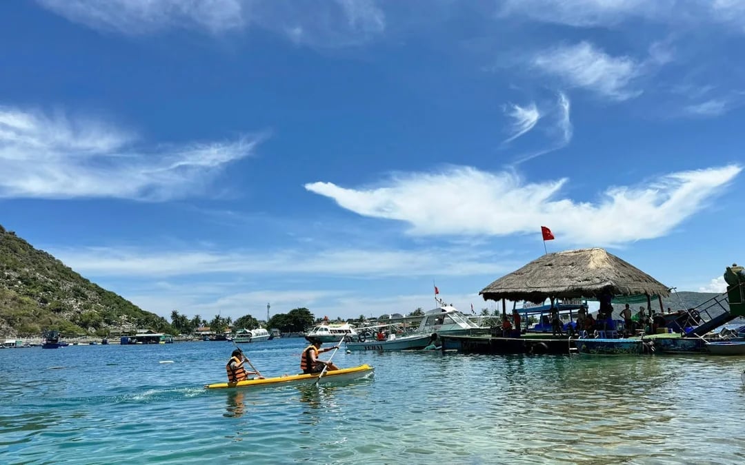 Nha Trang: Robinson Beach Island-Hopping Adventure Image 6