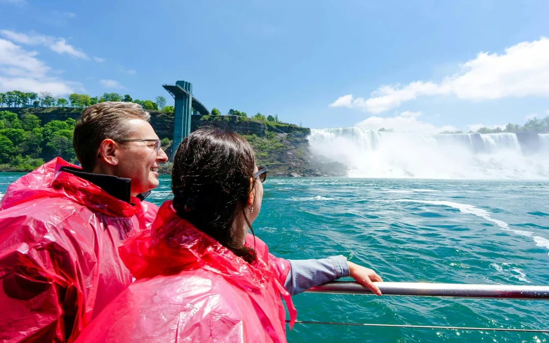 Niagara Falls Canada: Augmented Reality Tour with Hornblower Cruise Image 3