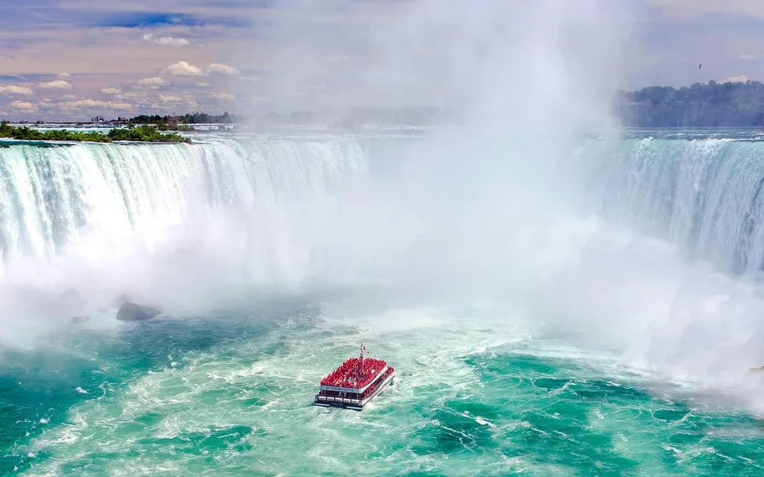 Niagara Falls Canada: Guided Tour with Cruise, Journey & Whirlpool Aero Car Image 2