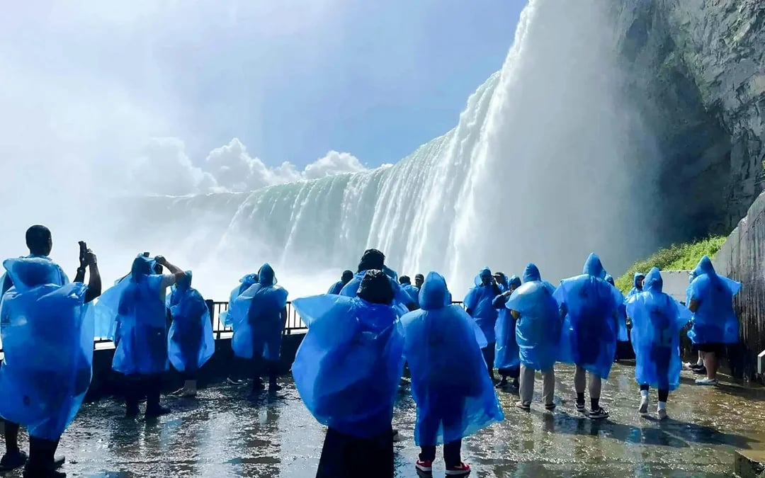 Niagara Falls Canada: Guided Tour with Cruise, Journey & Whirlpool Aero Car Image 3