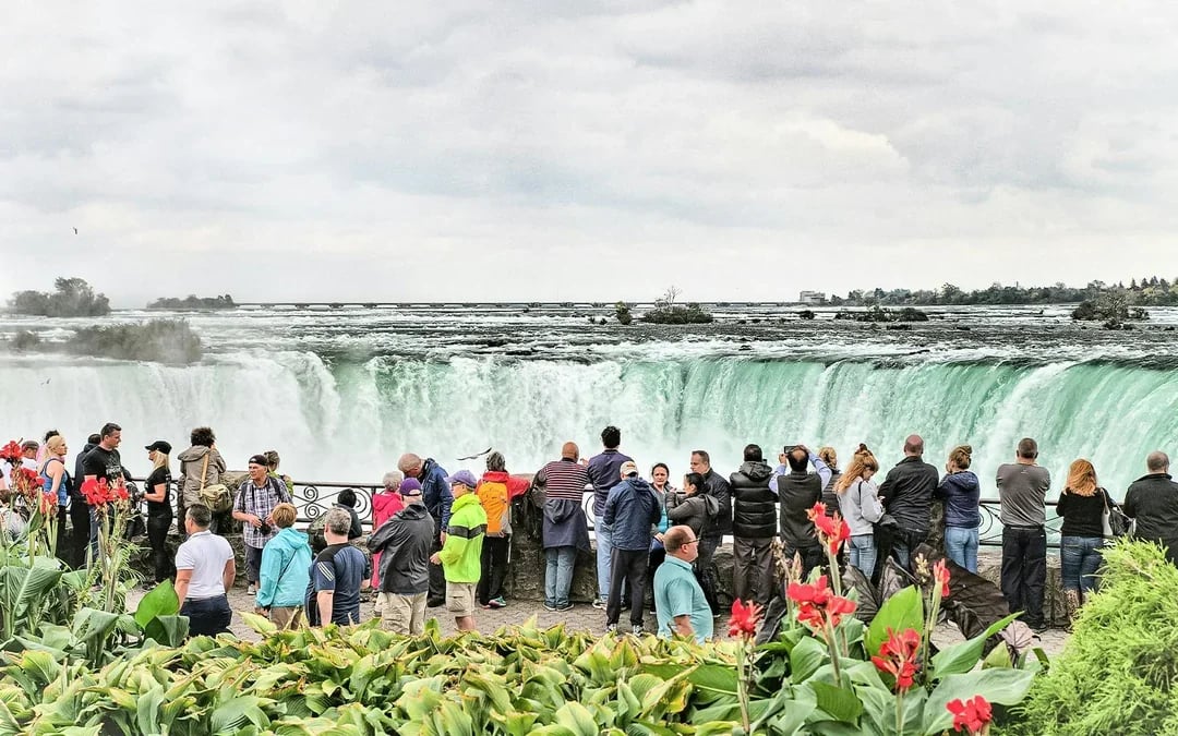 Niagara Falls Canada: Guided Tour with Hornblower Cruise, Journey Behind the Falls & Skylon Tower
 Image 8