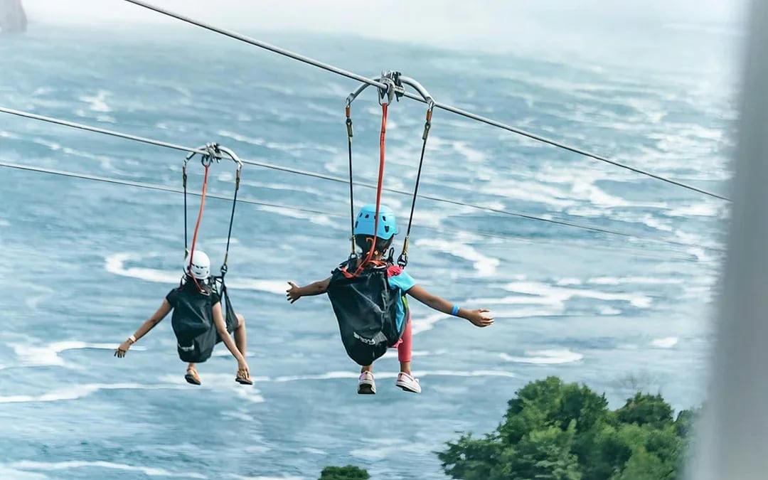 Niagara Falls Canada Zipline Tickets Image 8