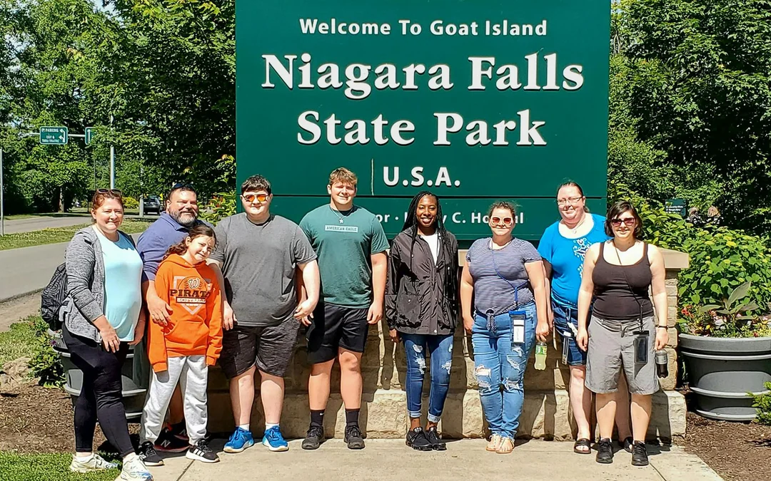Niagara Falls USA: Guided Tour with Maid of the Mist & Cave of the Winds Image 10