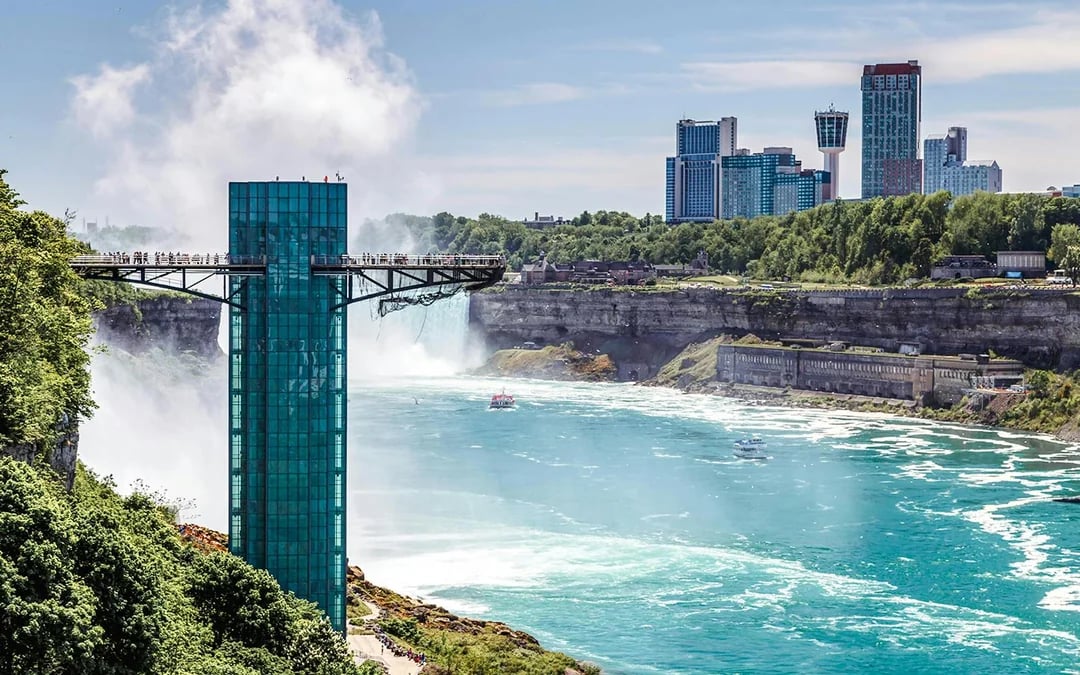 Niagara Falls USA: Maid of the Mist & Cave Adventure Image 4
