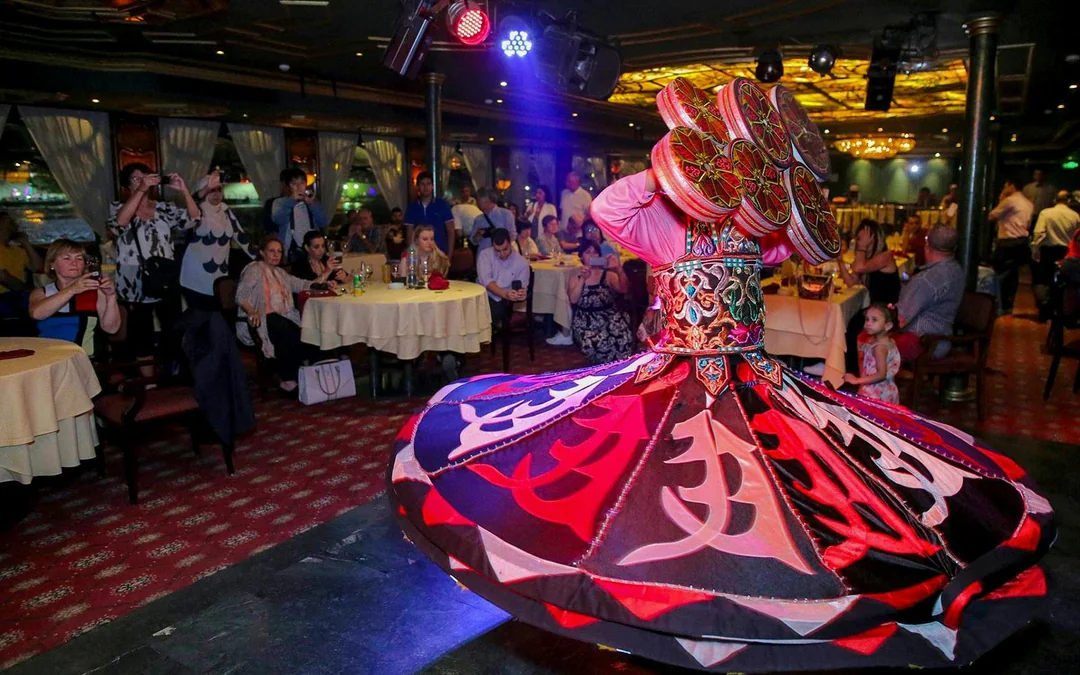 Nile Maxim Luxury Cairo Dinner Cruise with Live Entertainment Image 3