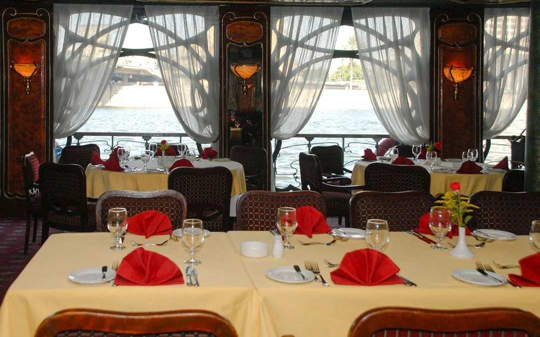 Nile Maxim Luxury Cairo Dinner Cruise with Live Entertainment Image 4