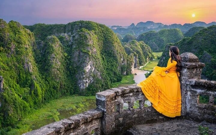 Ninh Binh Day Tour: Hoa Lu, Tam Coc or Trang An Boat Ride, Mua Cave, Lunch, and Transfers from Hanoi Image 8